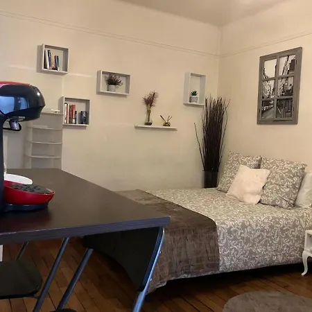 Parisian Village Eiffel Tower Apartmán